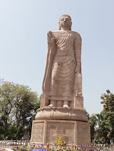 Statue of Standing Buddha_Statue of Standing Buddhaの画像