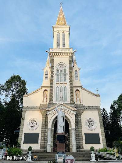 フエンシー教会_Huyen Si Church - Cho Dui Parishの画像