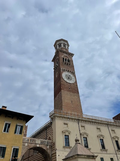 ランベルティの塔_Torre dei Lambertiの画像
