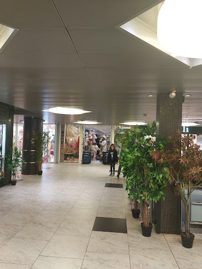 フォンヴィエイユ・ショッピング・センター_Centre commercial de Fontvieilleの画像
