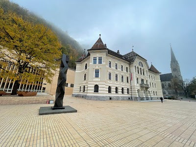 リヒテンシュタイン政府庁舎_Regierungsgebäude des Fürstentums Liechtensteinの画像