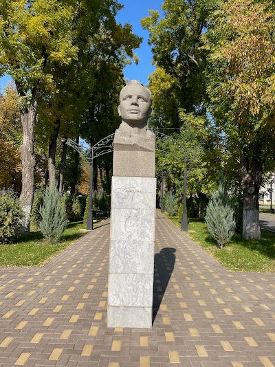 Yuri Gagarin Monument_Yuri Gagarin Monumentの画像